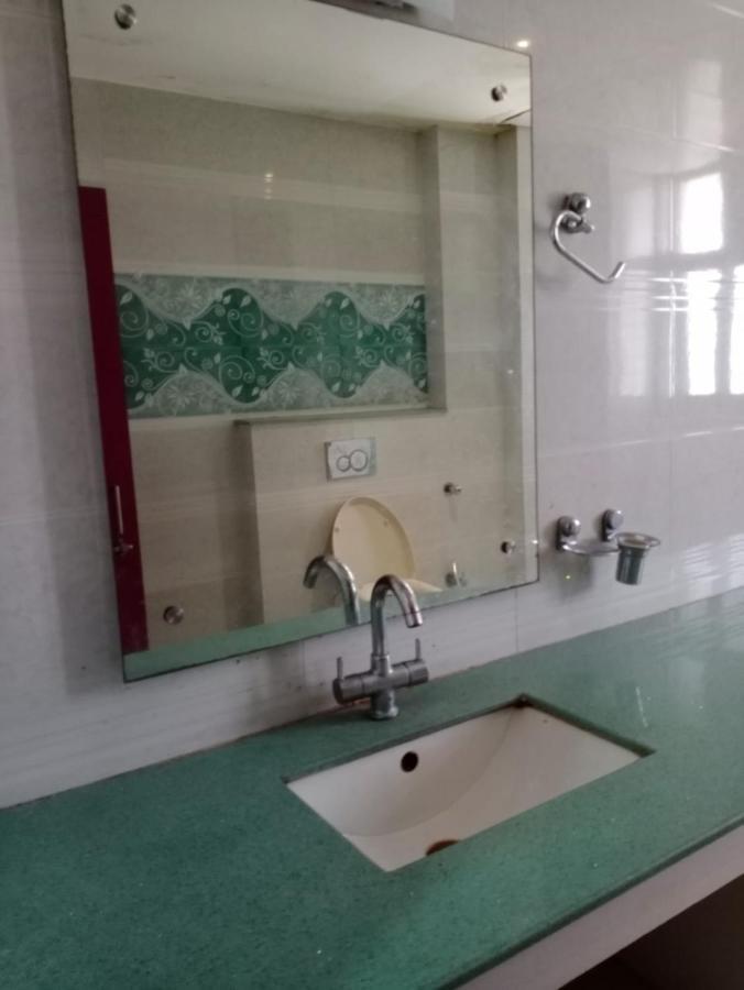 Hotel Chandrawali By Wb Inn Ballia Экстерьер фото